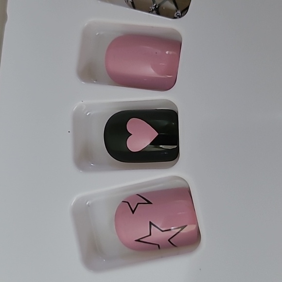 Pink Hearts Stars Press On Nails - Picture 9 of 10